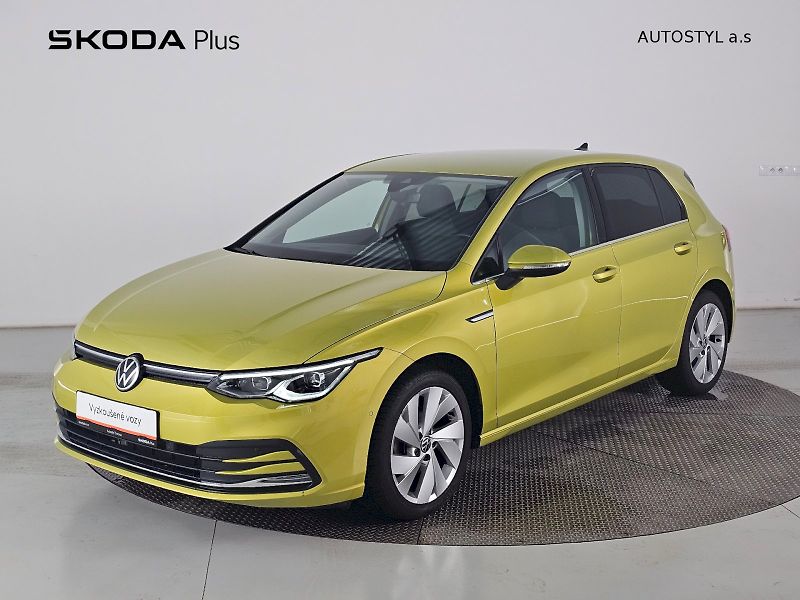 Volkswagen Golf (2021) 1,5 TSI EVO 150K STYLE - fotka 1 z 39