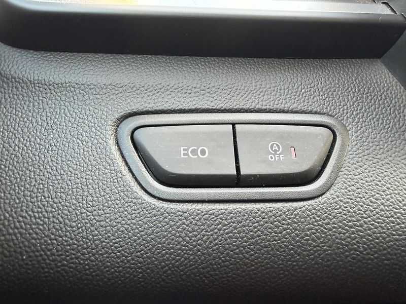 Renault Kadjar 1.6 TCE ENERGY BOSE TAŽNÉ - fotka 16 z 52