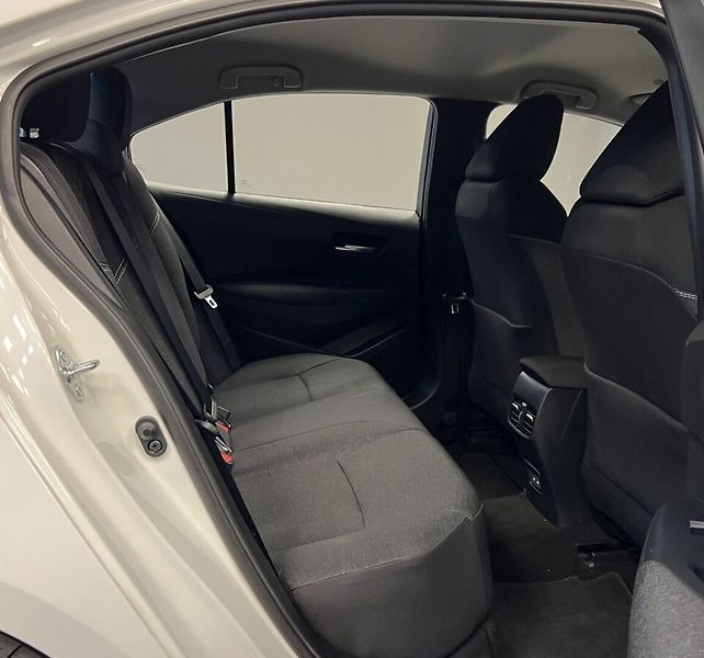 Toyota Corolla Dynamic Force Comfort - fotka 12 z 16