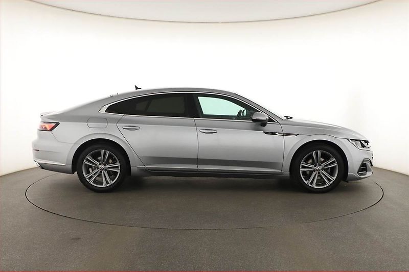 Volkswagen Arteon (2023) 2.0 TDI - fotka 6 z 20