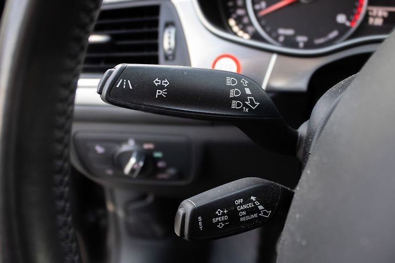 Audi A6 DPH, servis, 2 sada kol - fotka 32 z 43