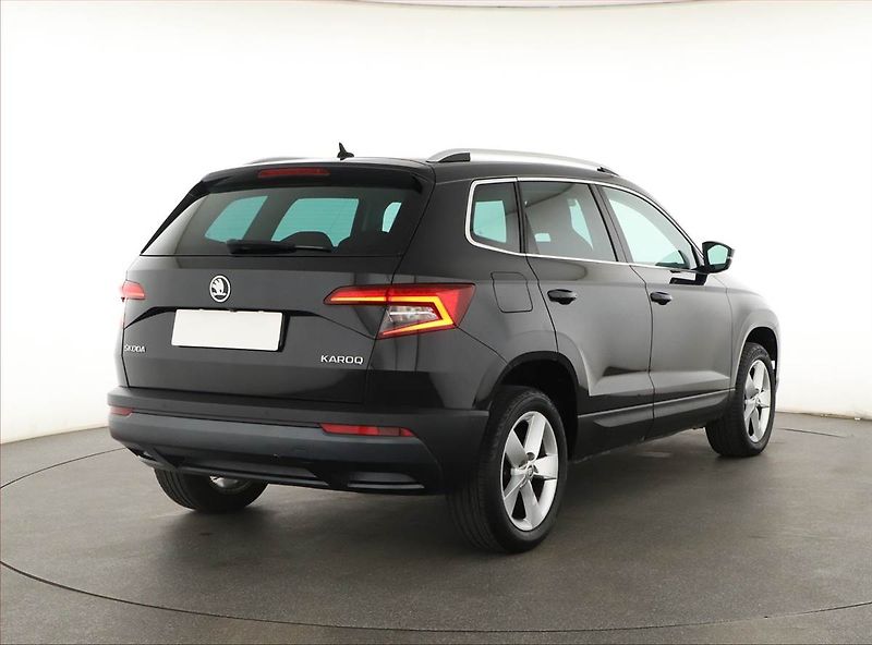 Škoda Karoq (2019) 1.6 TDI, Automat, Navi - fotka 5 z 18