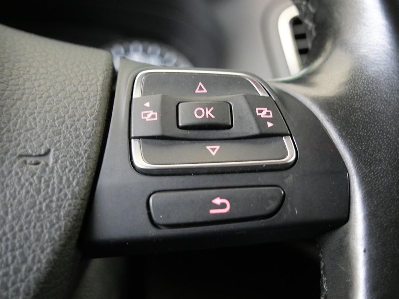 Volkswagen Sharan - fotka 16 z 27