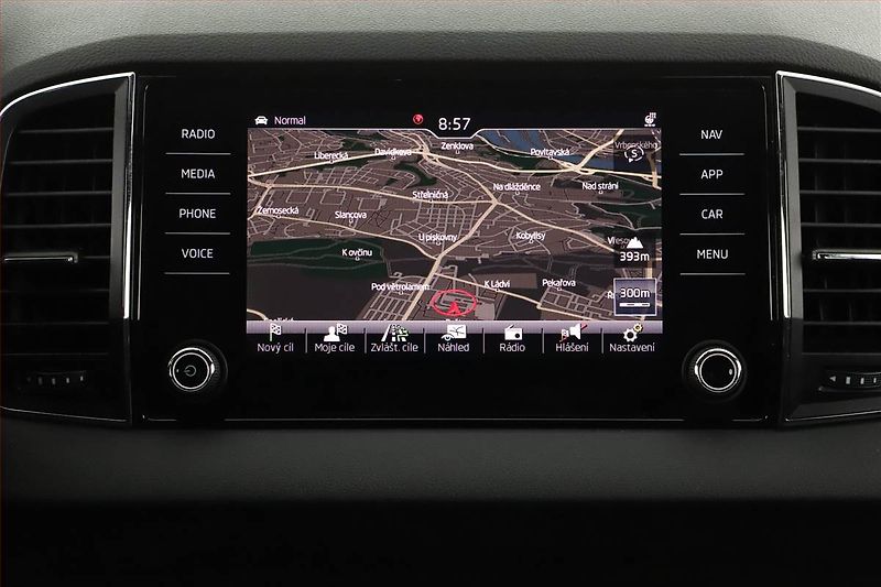 Škoda Karoq (2020) Sportline 1.5 TSI - fotka 14 z 16