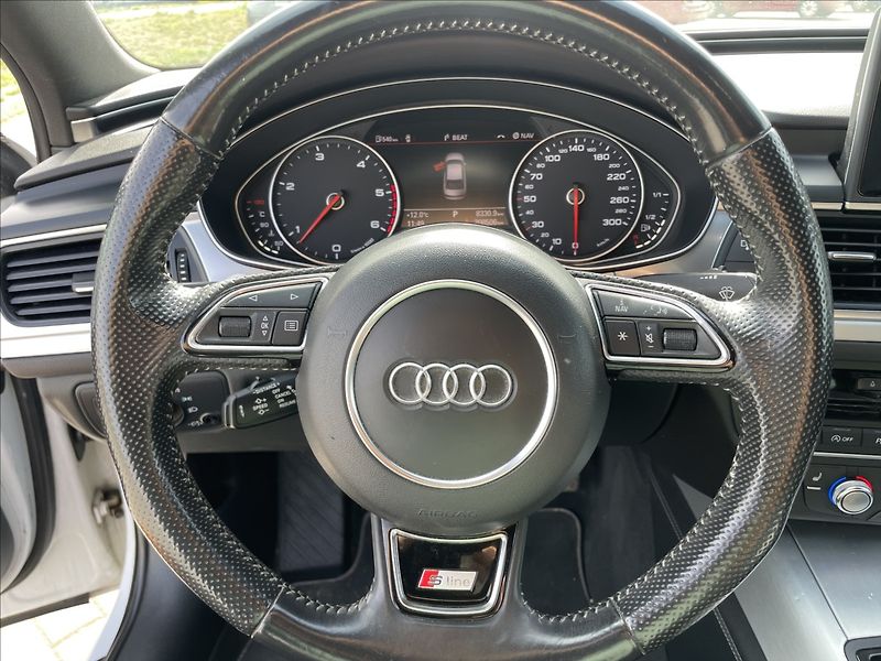 Audi A6 3,0 TDi 150kw S-Line Quattro - fotka 15 z 41