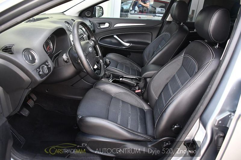 Ford Mondeo 2.0TDCi NAVI PDC - fotka 10 z 44