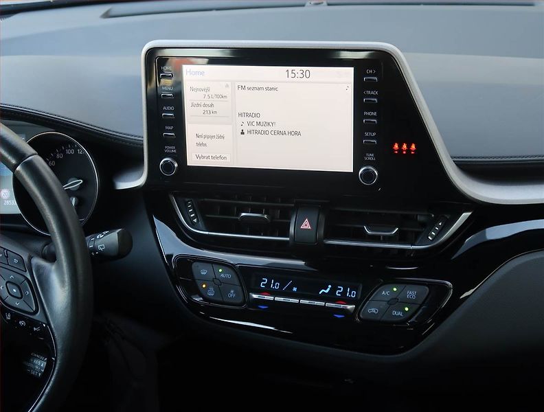 Toyota C-HR (2021) 1.2 Turbo, Serv.kniha - fotka 12 z 20