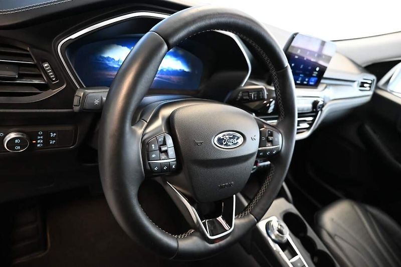 Ford Kuga (2021) 2.5 VIGNALE LED VIRTUAL ACC Ta - fotka 13 z 47