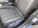 Volkswagen Jetta 1,9TDI BEZ DPF,KRÁSNÁ,220T.KM - náhled 24