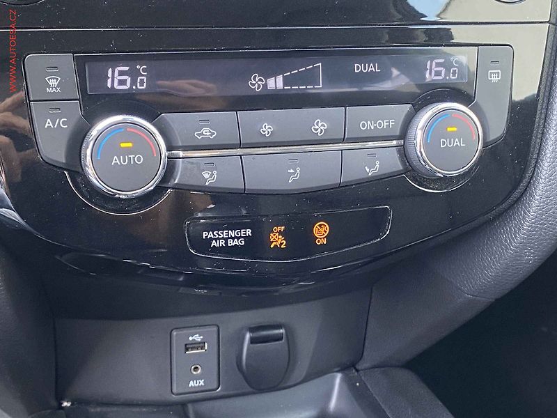 Nissan X-Trail (2016) 1.6 DiG-T, Tekna, kůže, panor - fotka 16 z 21