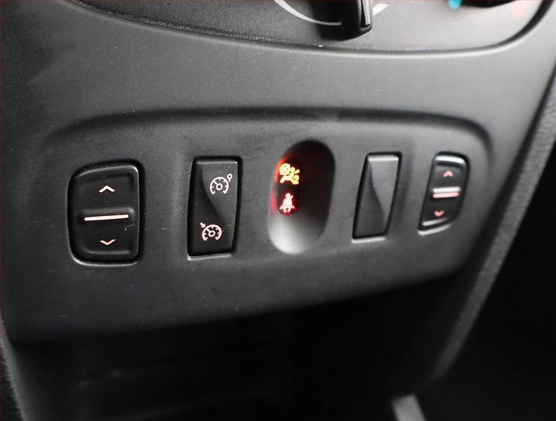 Dacia Logan (2016) 0.9 TCe, LPG, Serv.kniha - fotka 17 z 18