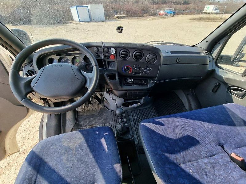 Iveco Ostatní (2004) tahač návěsů do 3,5 t - fotka 14 z 17
