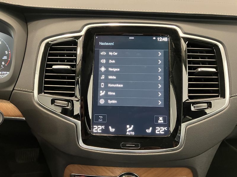 Volvo XC90 B5 AWD INSCRIPTION AT8, ČR - fotka 39 z 49