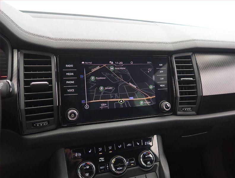 Škoda Kodiaq (2022) Sportline 1.5 TSI, digi klima - fotka 16 z 27