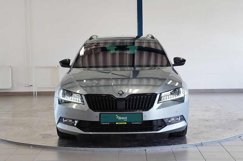 Škoda Superb - fotka 4 z 29