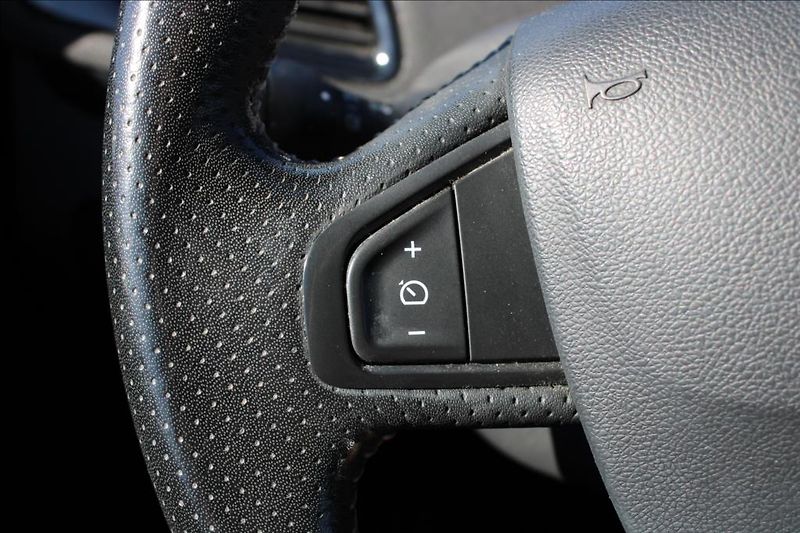 Renault Scénic 1,5 DCi  AUTOMAT, STK 12/2027 - fotka 21 z 33