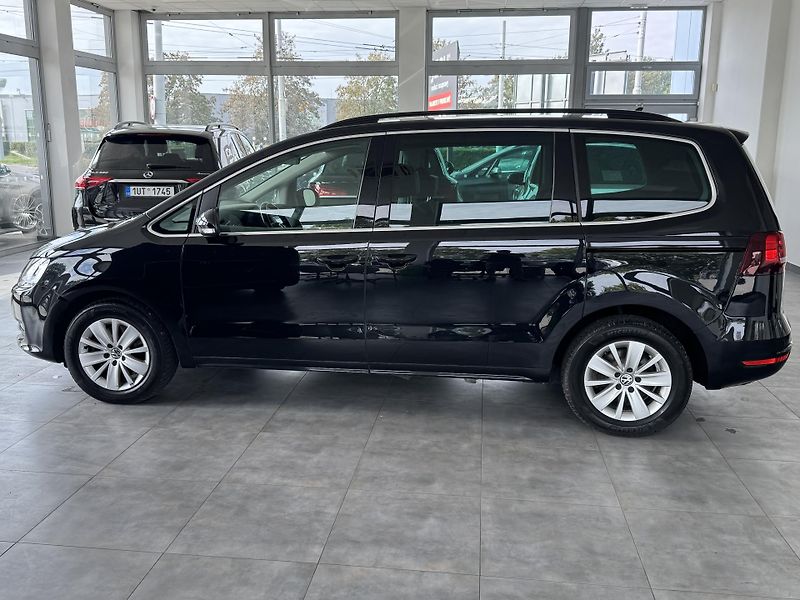 Volkswagen Sharan (2017) 2,0TDi DSG 4x4 7.MÍST NAVI - fotka 4 z 16