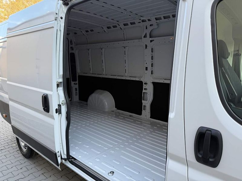 Fiat Ducato (2026) Maxi 2.2MTJ 180k 6MT Van 3,5t - fotka 3 z 6