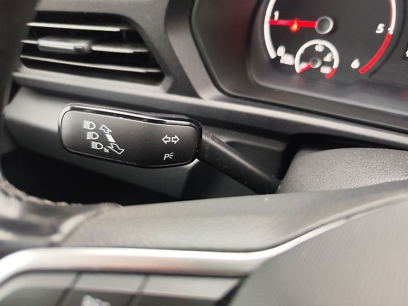 Volkswagen Caddy 2.0 TDI/75kW Life ČR - fotka 26 z 30