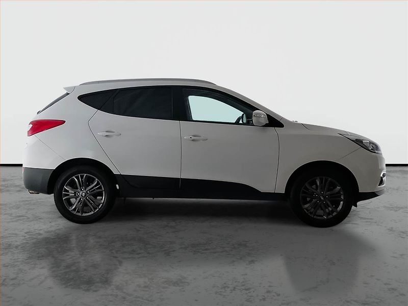 Hyundai ix35 (2014) 1.6 GDI, Serv.kniha, Kůže - fotka 6 z 17