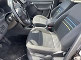 Volkswagen Caddy 2,0 TDi 103kw MAXI SOCCER 7mís - náhled 8
