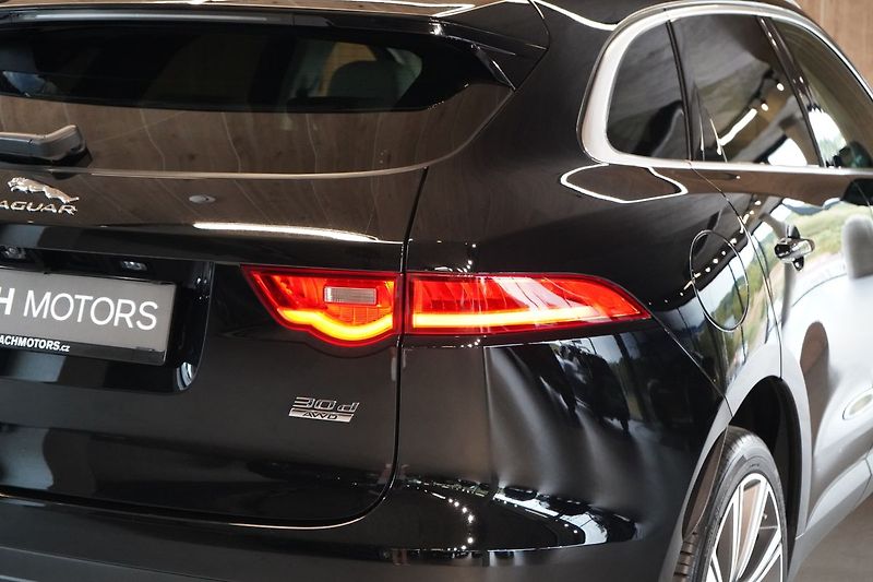 Jaguar F-Pace 30d AWD, PRESTIGE, Panorama - fotka 10 z 49