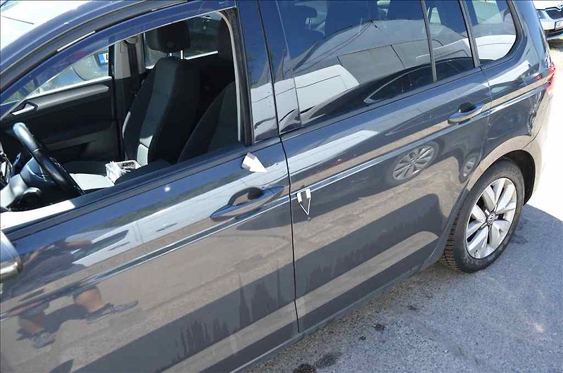 Volkswagen Touran (2016) 1,6 TDI - fotka 8 z 22