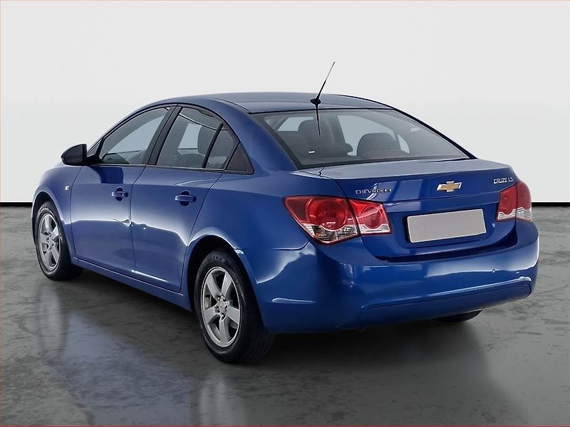 Chevrolet Cruze (2009) 1.6 i 16V, Park. senzory - fotka 4 z 15