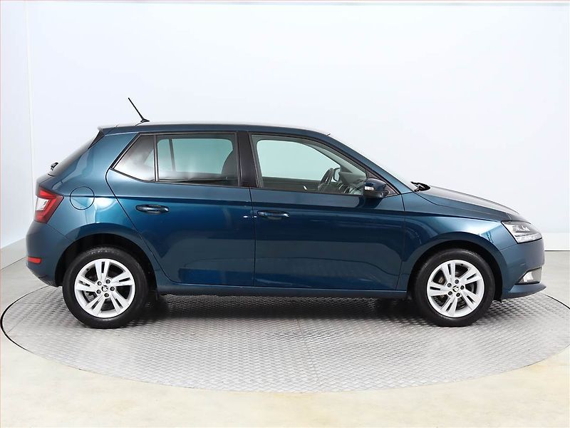 Škoda Fabia (2020) Style 1.0 TSI, Tempomat - fotka 6 z 15