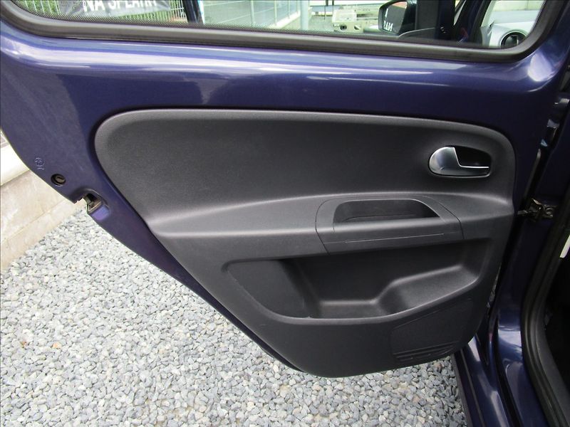 Škoda Citigo 1.0MPi Style Klima - fotka 31 z 44