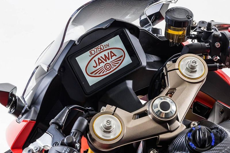 Jawa (2026) JD 750 RACING - fotka 8 z 24