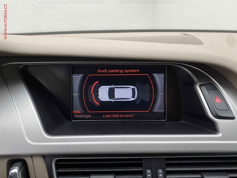 Audi A4 (2009) 3.0 TDi Quattro, Bixen, navi - fotka 18 z 19