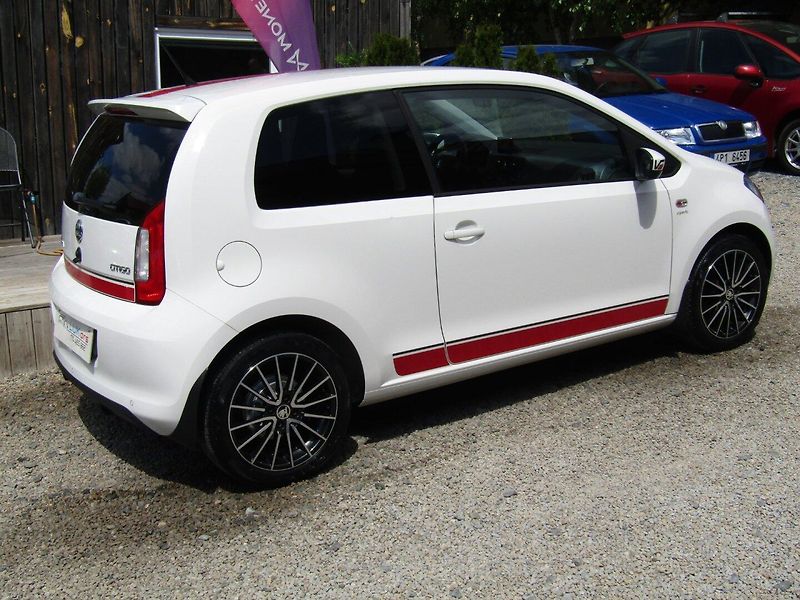 Škoda Citigo (2013) 1.0 MPI 55kW - fotka 10 z 31