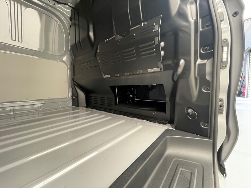 Volkswagen Transporter (2025) Nový T7 skříň TDI KR 6G - fotka 25 z 29