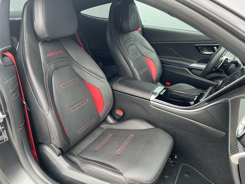 Mercedes-Benz CLE (2024) AMG 53 4MATIC 330kW - fotka 45 z 64