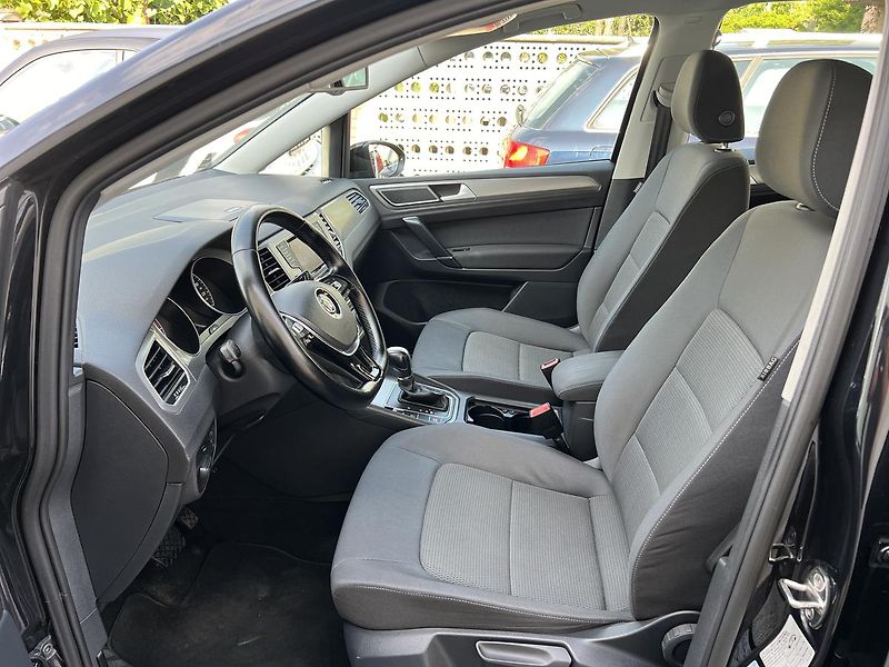 Volkswagen Golf Sportsvan 1.4TSi 92kw DSG KLIMA - fotka 9 z 48