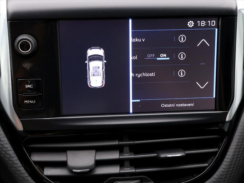 Peugeot 2008 1,2 PureTech 61kW Allure CZ - fotka 25 z 36
