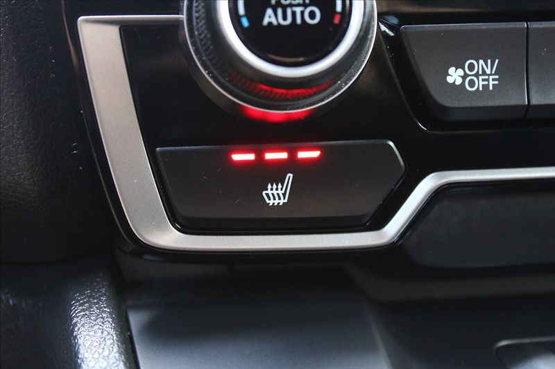 Honda CR-V 2,0 i  DPH,A/T,4x4,EXECUTIVE - fotka 17 z 47