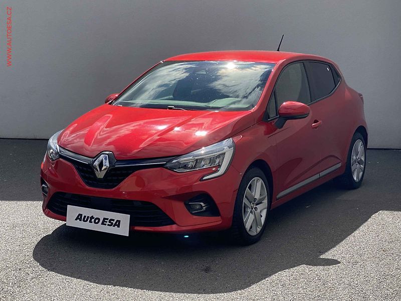 Renault Clio (2020) 1.0 TCe, 2.maj,ČR, STK5/28 - fotka 3 z 17