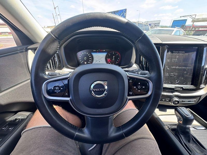Volvo XC60 (2017) 2,0D 177KW POLESTAR BEZ AD BLU - fotka 26 z 49