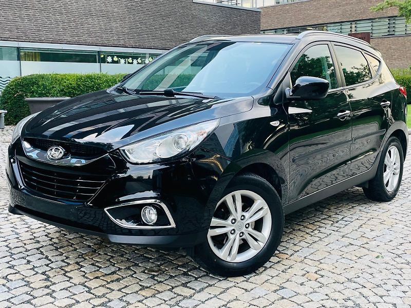 Hyundai ix35 2.0i MANUÁL VÝHŘEV TAŽNÉ - fotka 2 z 43