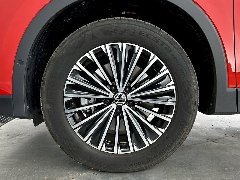 Volkswagen Tiguan (2025) Elegance 2.0 TDI 142kW 4Motion - fotka 43 z 44