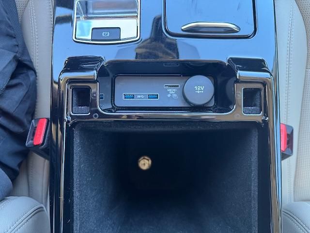 Land Rover Discovery (2019) 3,0 TDV6 HSE 2. majitel - fotka 23 z 30