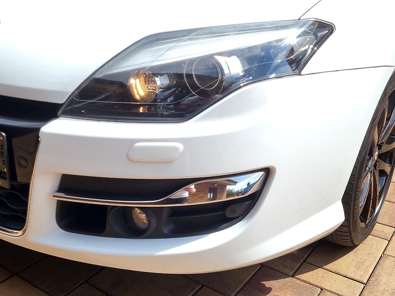 Renault Laguna 2.0dCi 127kW*4CONTROL*PANORAMA - fotka 52 z 54