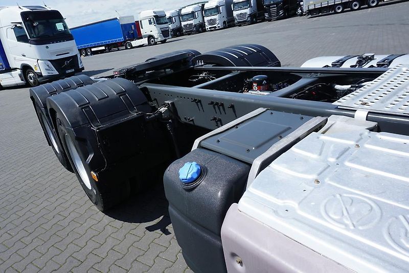 Renault (2018) C 520 / EURO 6 / ACC / 6 X 4 / - fotka 36 z 49