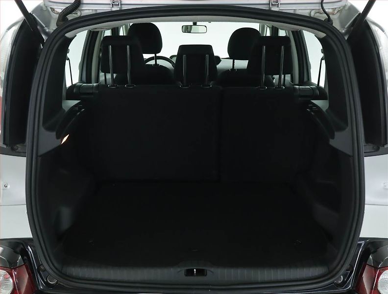 Citroën C3 Picasso (2017) 1.4 i, Serv.kniha, Tempomat - fotka 13 z 15