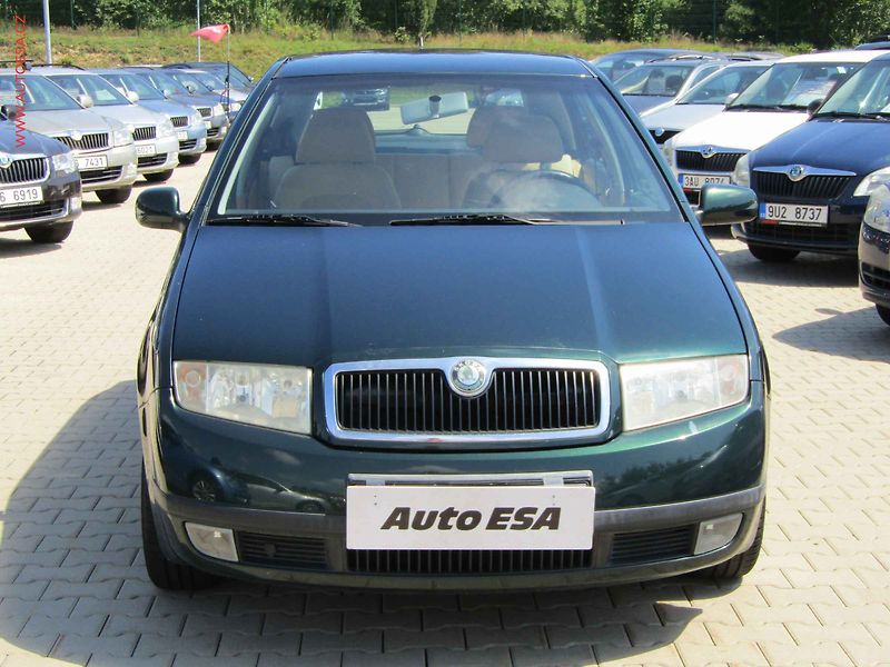 Škoda Fabia (2001) 1.4MPi, AT, AC, výhř.sed. - fotka 2 z 18