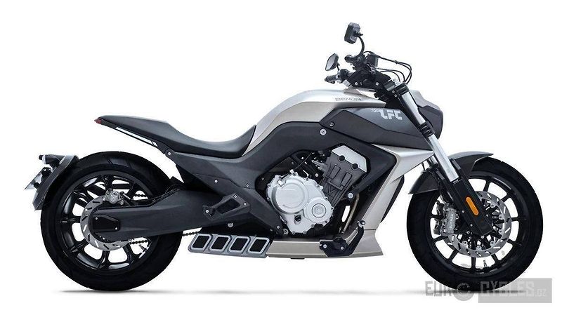 Benda LFC 700 (2026) Skladem - fotka 2 z 20