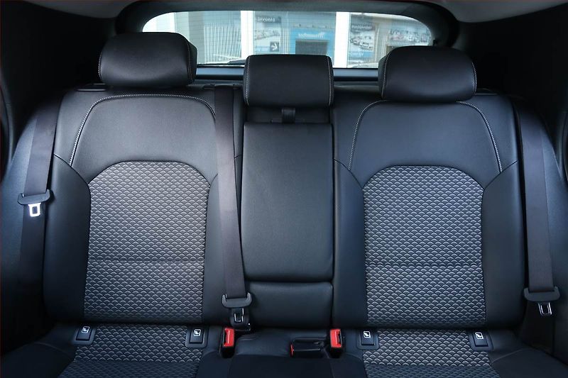 Kia XCeed (2023) Gold 1.5 T-GDI, Serv.kniha - fotka 10 z 25