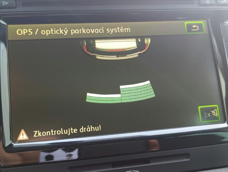 Škoda Yeti 1,6 TDi Aut.klima,Navi.Kůže - fotka 31 z 35